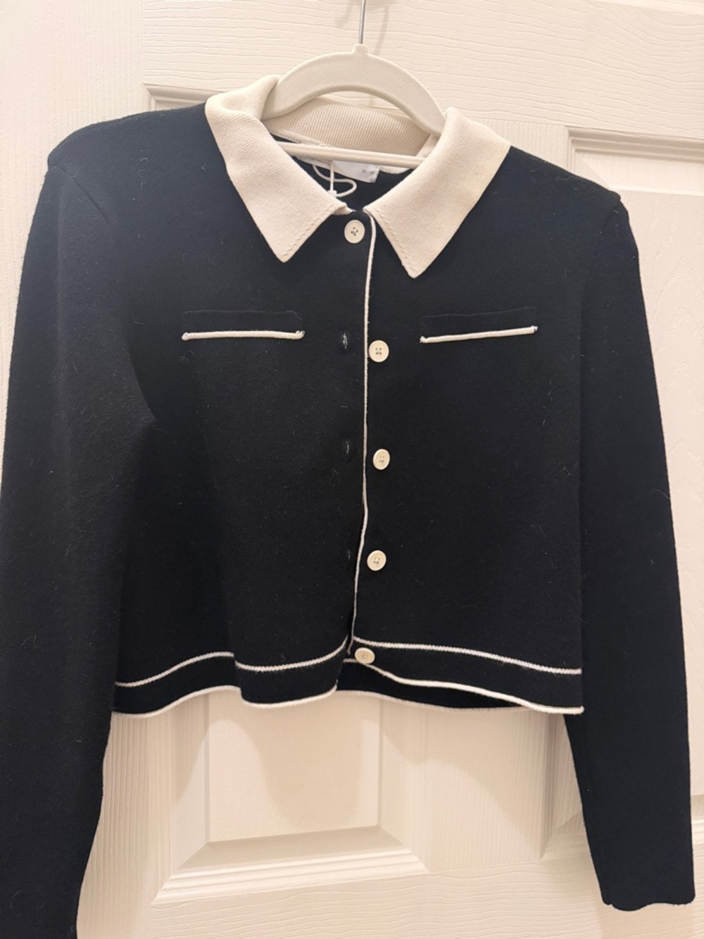 Black & Cream Cropped Knit Cardigan - Oak and Fort